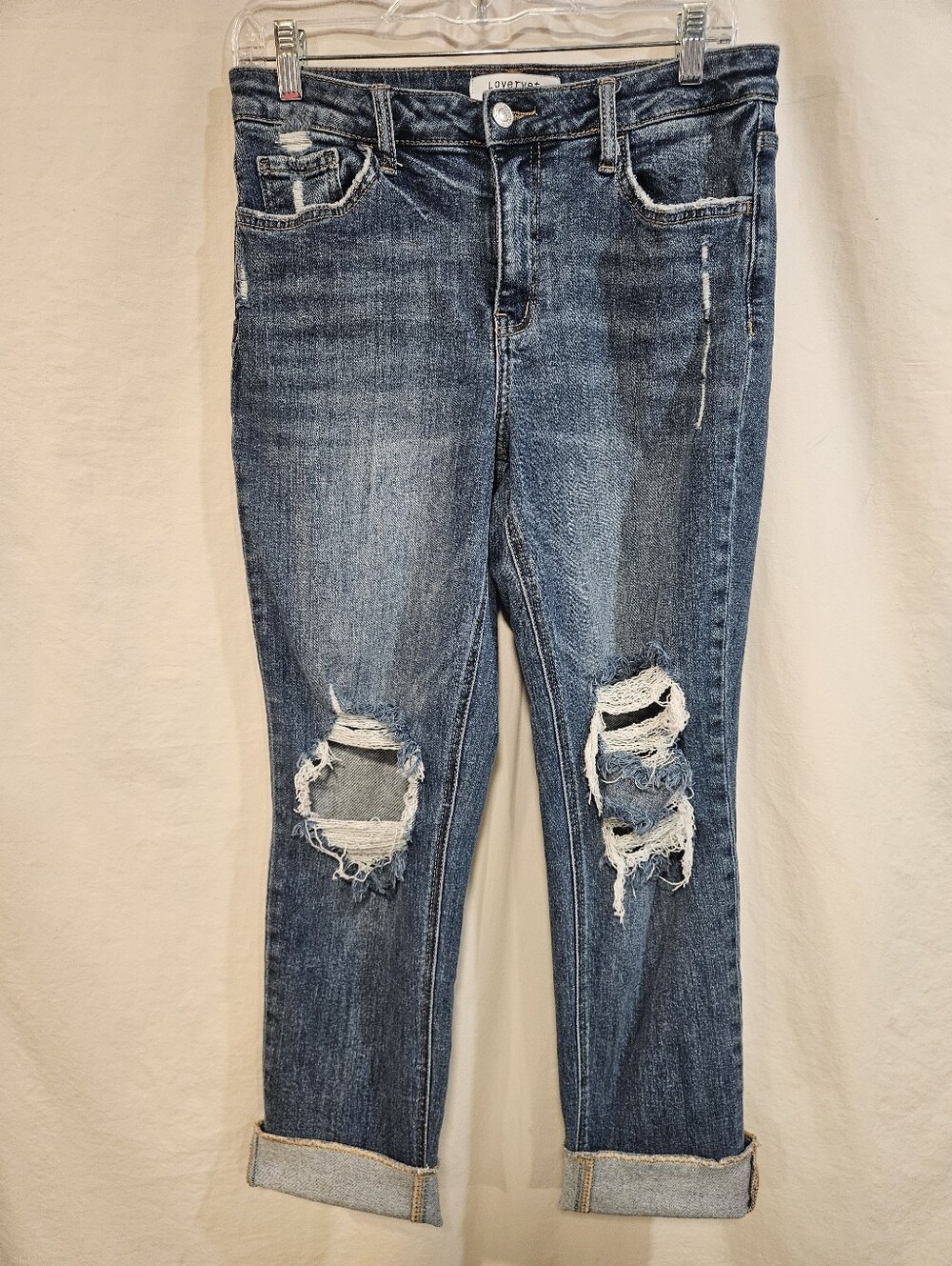 💙 Lovervet Medium Blue Boyfriend Jeans with Distressed Knees
